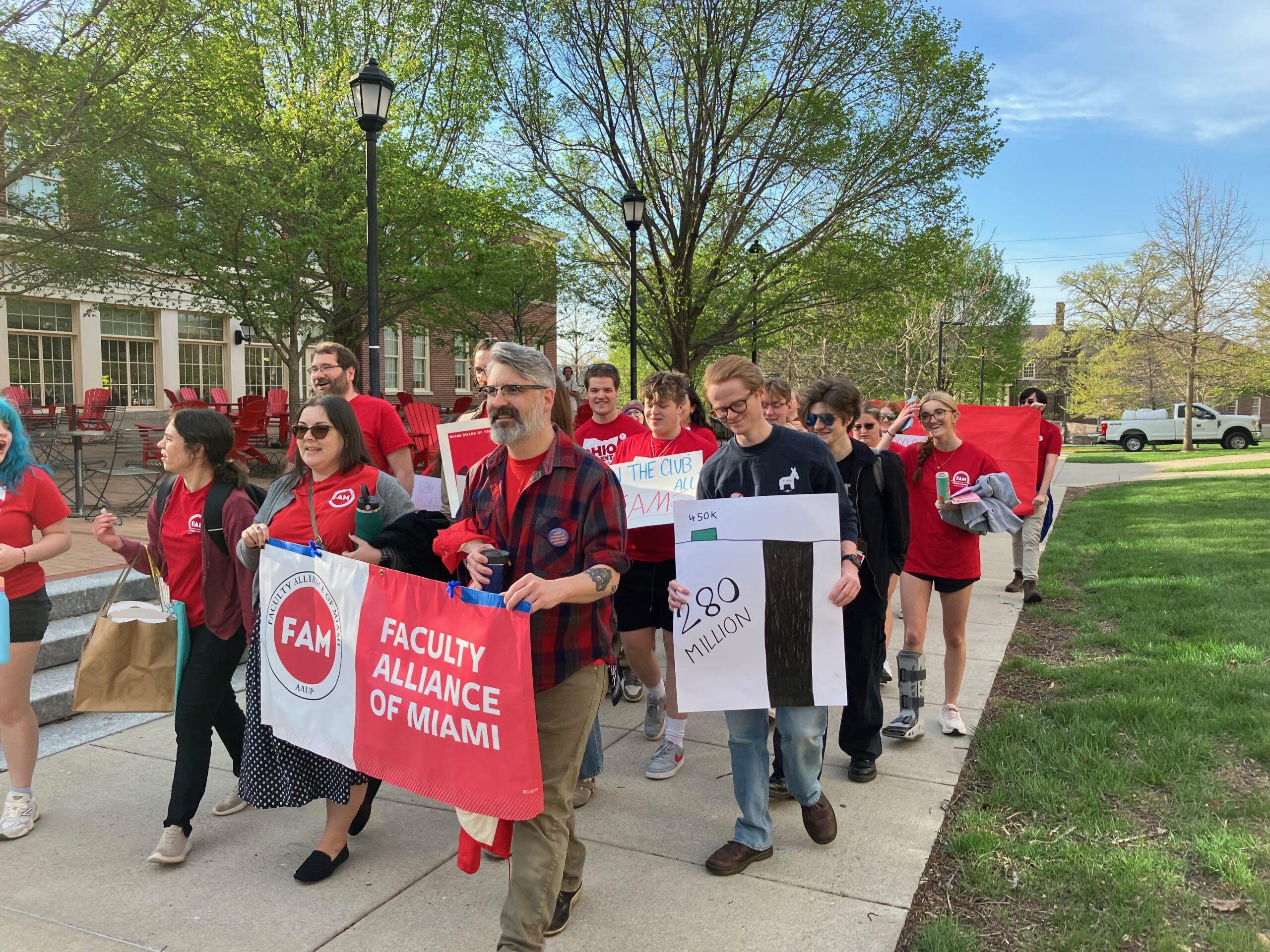 FAM and Miami students march to Roudebush Hall to demand a FAIR CONTRACT NOW